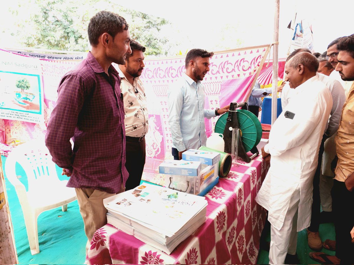 AtalB5529's tweet photo. Dated 02/11/2023, Taluka level Agricultural fair was organized at  Block Deodar District Banaskantha under International Millet Year-2023, in which a stall was setup by DPMU Banaskantha &amp;DIP N.M.Sadguru to promote the Atal Bhujal scheme.@SPMUGuj @AtalJal https://t.co/x3lbbnka5S