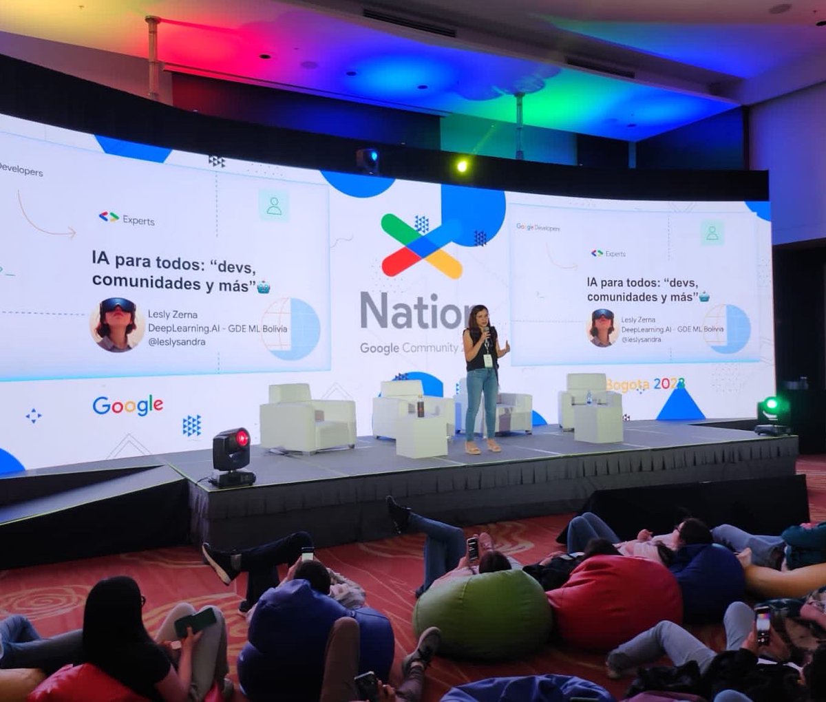 leslysandra's tweet image. Aprender y crecer juntos en comunidad 🤩🤩🤩 lo más bonito es reunirse y reencontrarse con gente linda en estos eventos: Google Community Summit @ Bogota, Colombia 🇨🇴 #googlefordevelopers #community #tech #colombia #womenintech