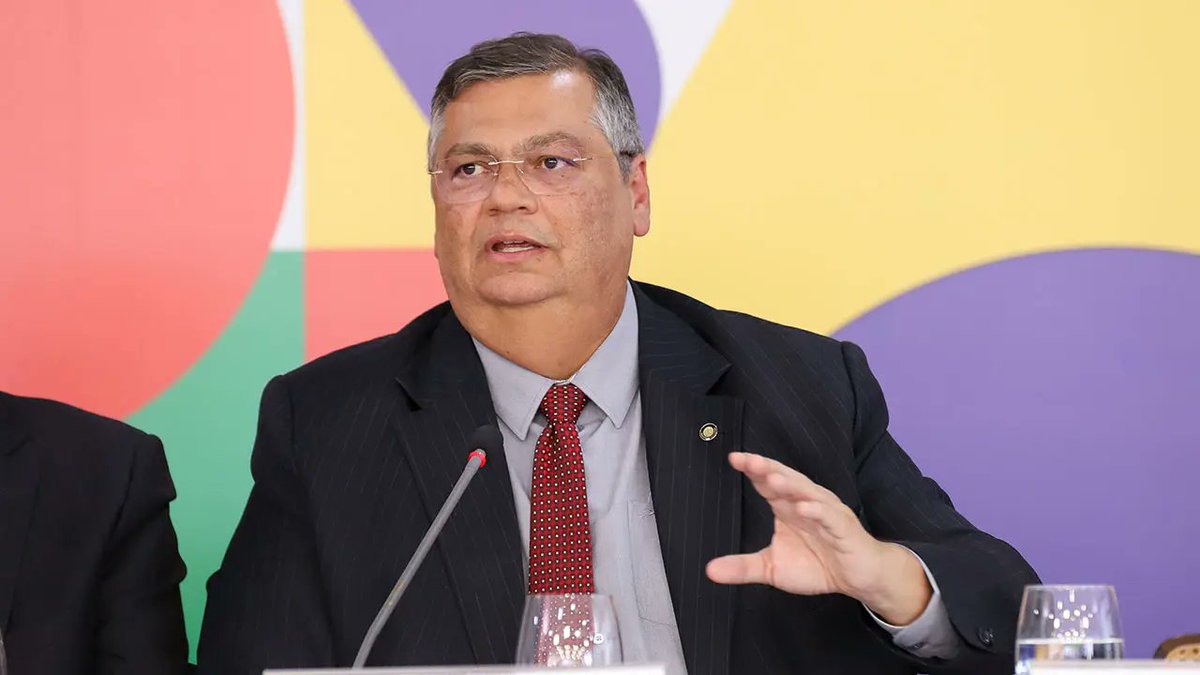 albertoallen's tweet image. BRASIL, 
mobiliza #Forças #Armadas para controlar Portos e Aeroportos e diversos pontos estrategicos do País