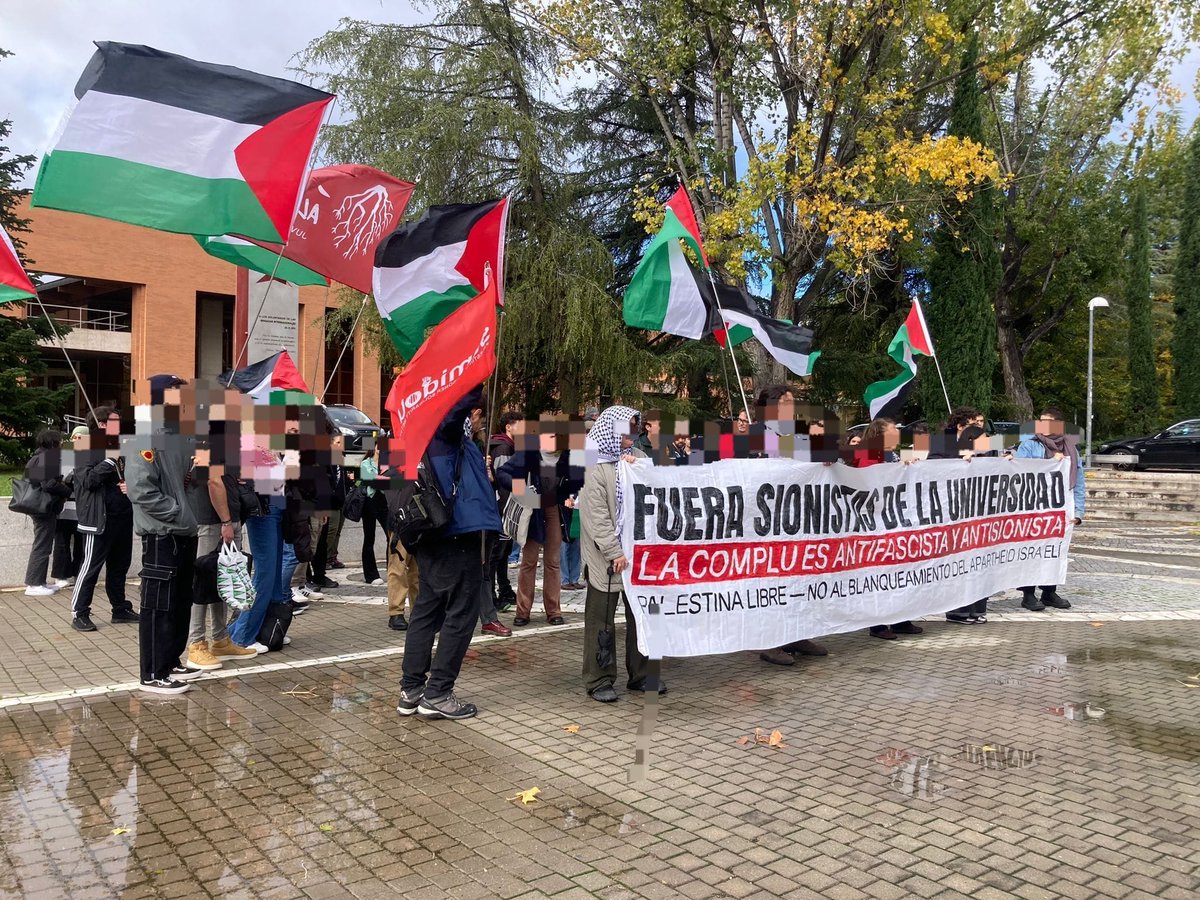 La comunidad universitaria mostrando su apoyo a la resistencia palestina ✊️

Hoy y siempre: PALESTINA LIBRE🇵🇸