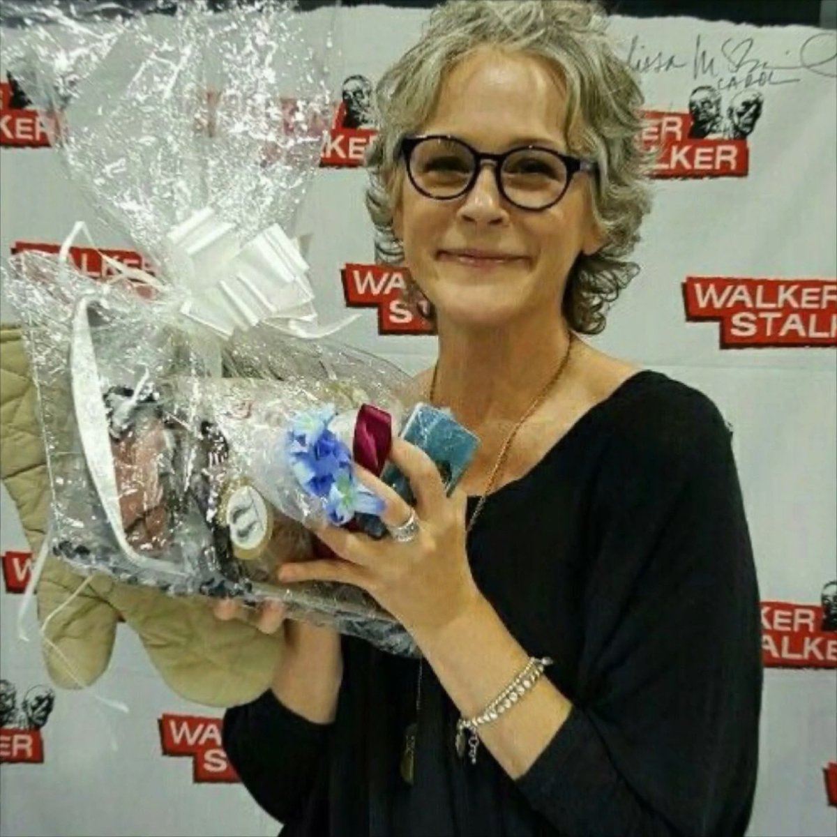 Mymi_lynx's tweet photo. This woman. Melissa Mcbride.
Here for her. For her deep understanding of the story and characters. For her artistic talent and profound respect for the audience. Here for her, and because of her.
#TWDCaryl #CarolPeletier #MelissaMcbride #TheBookofCarol https://t.co/TQtVI6mlxp