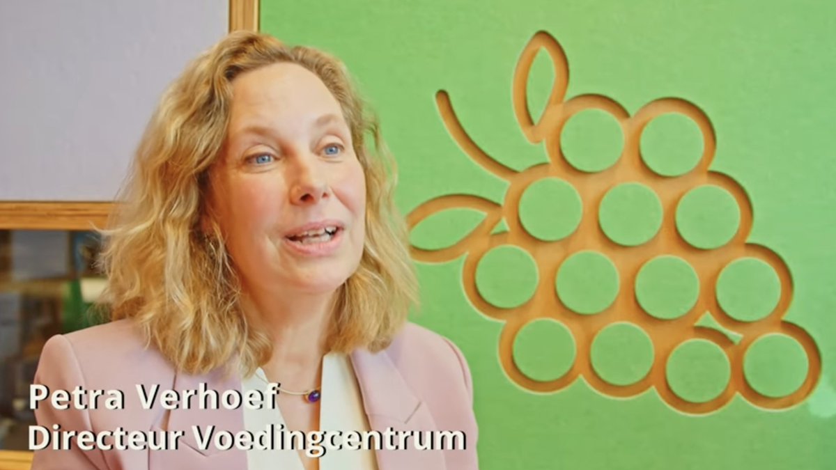 Het @Voedingscentrum zet zich in voor een gezonde, duurzame voedselkeuze voor iedereen. Ontdek hun inzet voor een gezonde eiwittransitie in deze video. <a href="/VerhoefPetra/">Petra Verhoef</a>, directeur, leidt de weg. We waren blij met haar bijdrage tijdens het #PTFDiner 2023. youtu.be/4FMK3mlTRAg