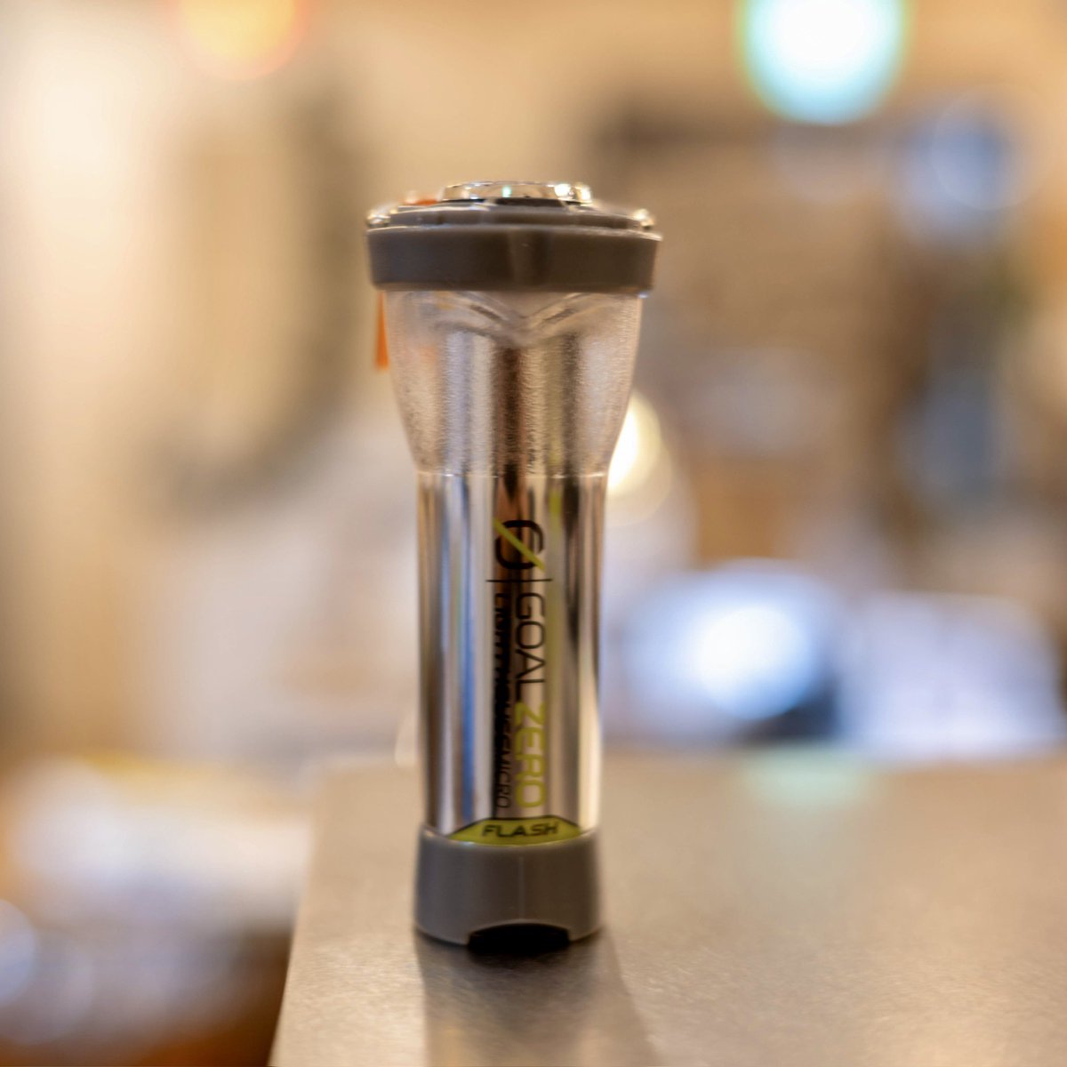 bridger_bicasa's tweet photo. ゴールゼロ限定カラー/グレー販売決定!
★11月3日(金)販売スタート
現行のLighthouse Micro Flashの機能はそのまま、日本別注カラーとなります。
ほかのギアとも馴染みやすいカラーリングです🩶💭
三連休の初めはビカーサへ🏃🏼
お待ちしております。
#goalzero
#ゴールゼロ
#bicasa #ビカーサ https://t.co/zKU9NwGtJP