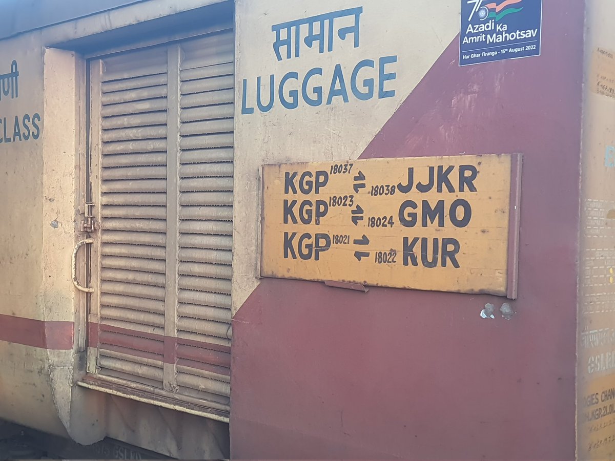 apratimsai9's tweet image. #Railfan #RailUpdate
 Latest #Rake Sharing Arrangement (RSA) of #Khurda #Kharagpur Express With #KGP #Jajpur #Keonjhar Road &amp;amp; #KGP #Netaji #SubhashChandraBose #Gomoh!

Captured Now at #Jatni #KhurdaRoad Station With a #Patratu #WAG9!

@OdishaRail 
@MBJ_Railfan 
@JaleswarRailFan