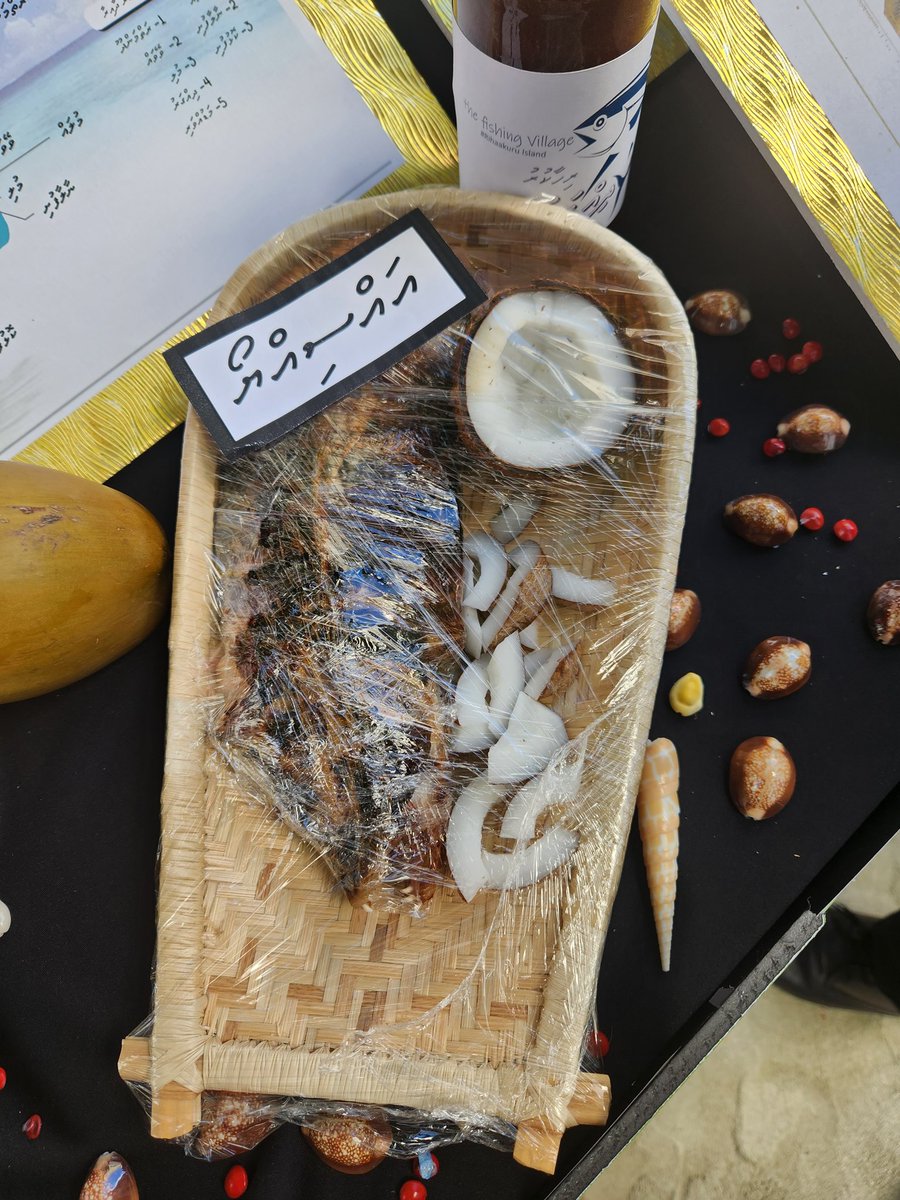 leelamad's tweet image. Ahsihyoa - M Mulaku ga roadha villan haassa ehcheh
#MNU #FahiKuthubuhaanaa #LibraryDay