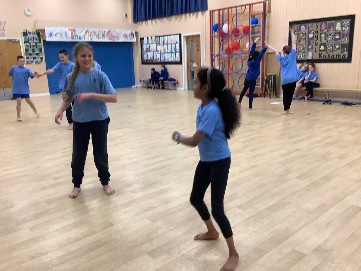StAgnesY5's tweet photo. Year 5 started a dance module in PE. Our first dance is based on work by the choreographer Merce Cunningham and the style is called dance by chance. #StAgnesPE https://t.co/7f7mivOzzL