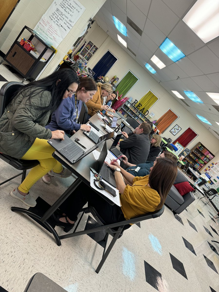 Kristen Gordon tweet media