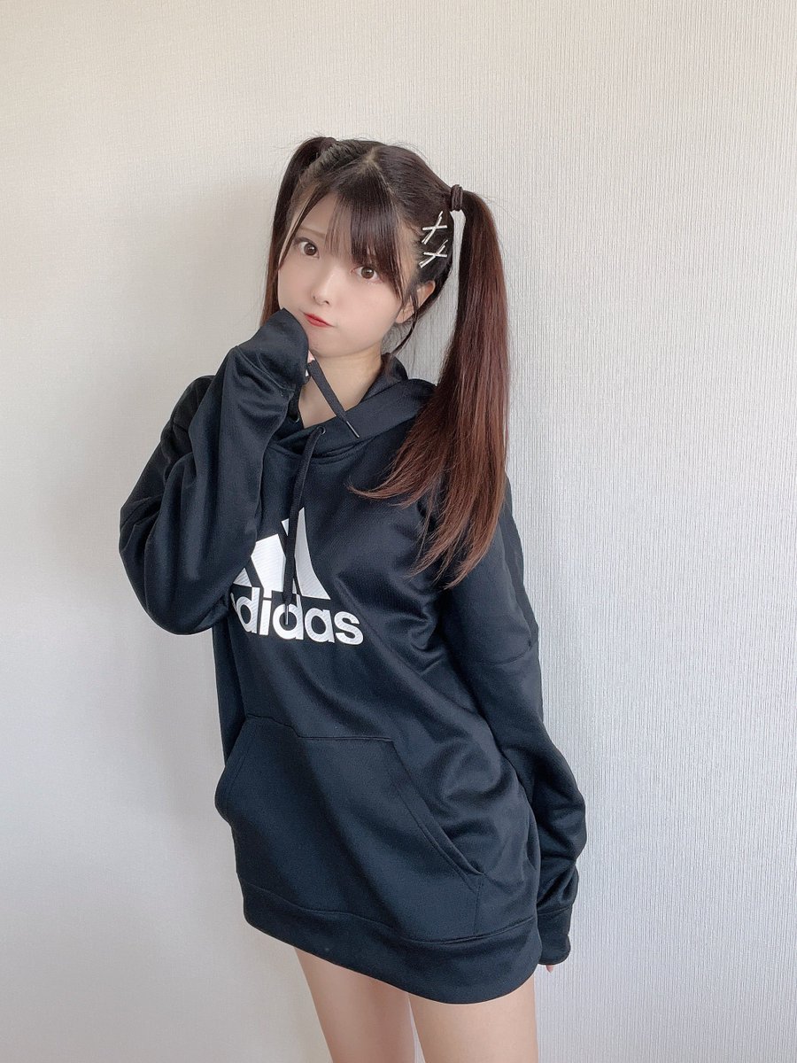 niibo_kishiro's tweet photo. 脱いだらこうなる https://t.co/gVw6eAiYUK