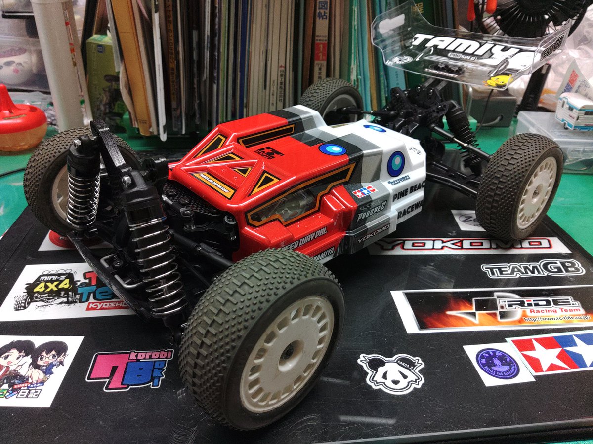 Tetsuya_rc's tweet photo. 明日はFF・アバンテミーティングに家族一同で伺います。
まだ未完成ではありますが、
試作中のFFバギー
「TT02FFB」を持ち込みます。
向かわれる方、宜しくお願い致します。 https://t.co/uHDuY17ffQ