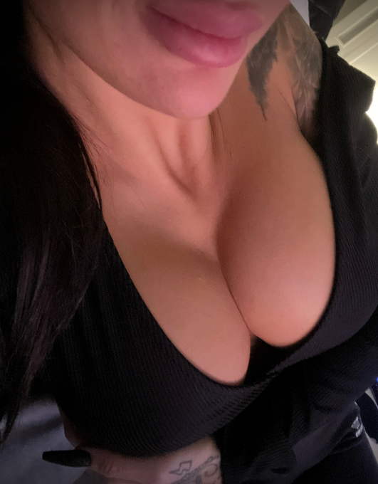 Ya hab&eacute;is visto mi contenido en Fansly? Pod&eacute;is seguirme GRATIS👇📷 📷 😈 https://t.co/LdktNKWb1v https://t