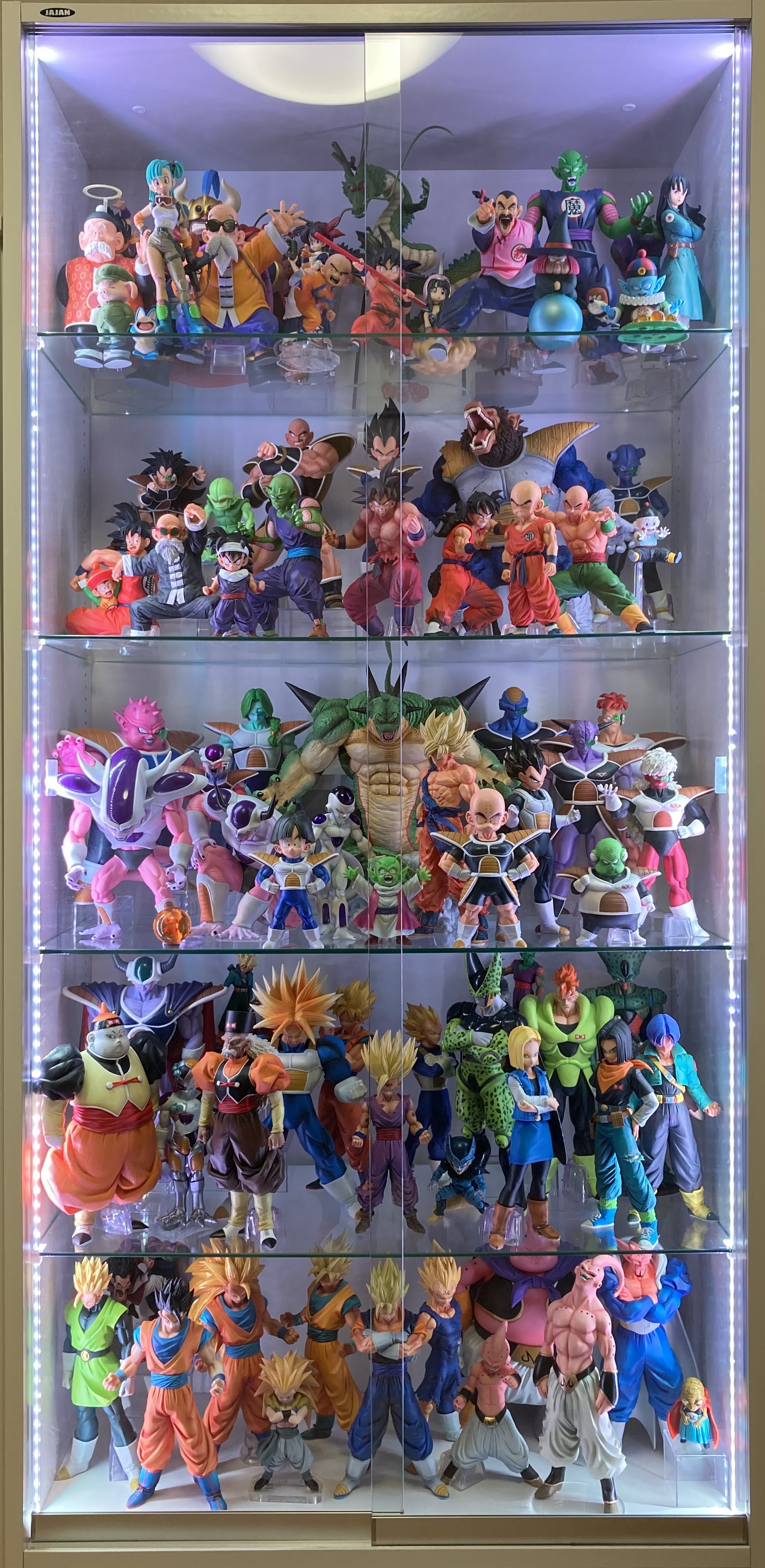 ドラゴンボール フィギュアセット、ガラスショーケース付 ドラゴンボール フィギュアセット、ガラスショーケース付