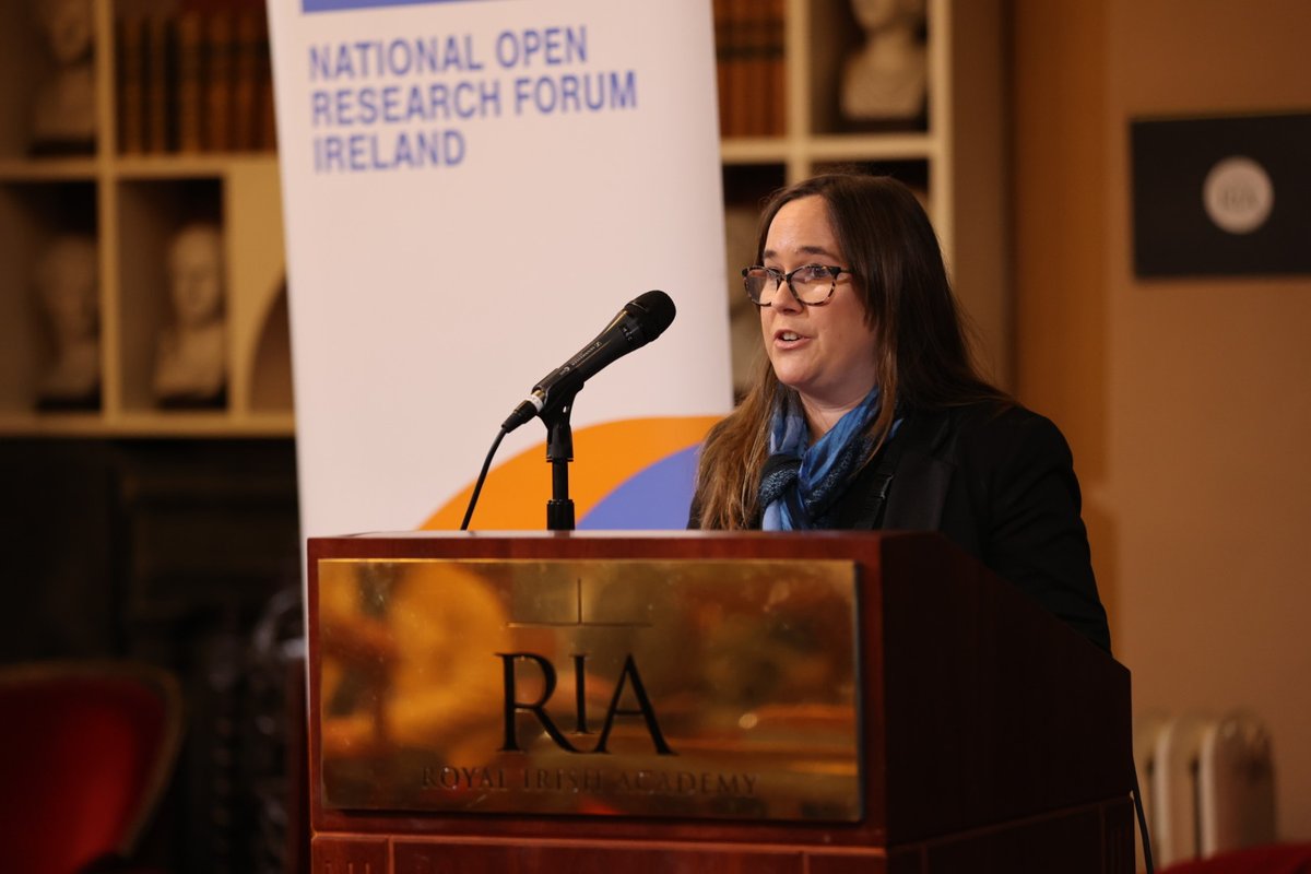 norfireland's tweet photo. Irene Castellanos of @hrbireland and chair of the Irish Chapter of @Mariecurie_alum discussing how ECRs can be involved in local and global reform and how institutions can meaningfully engage ECRs #NORFest2023 #OpenScience #OpenResearchIE https://t.co/tVQEPdJiQH