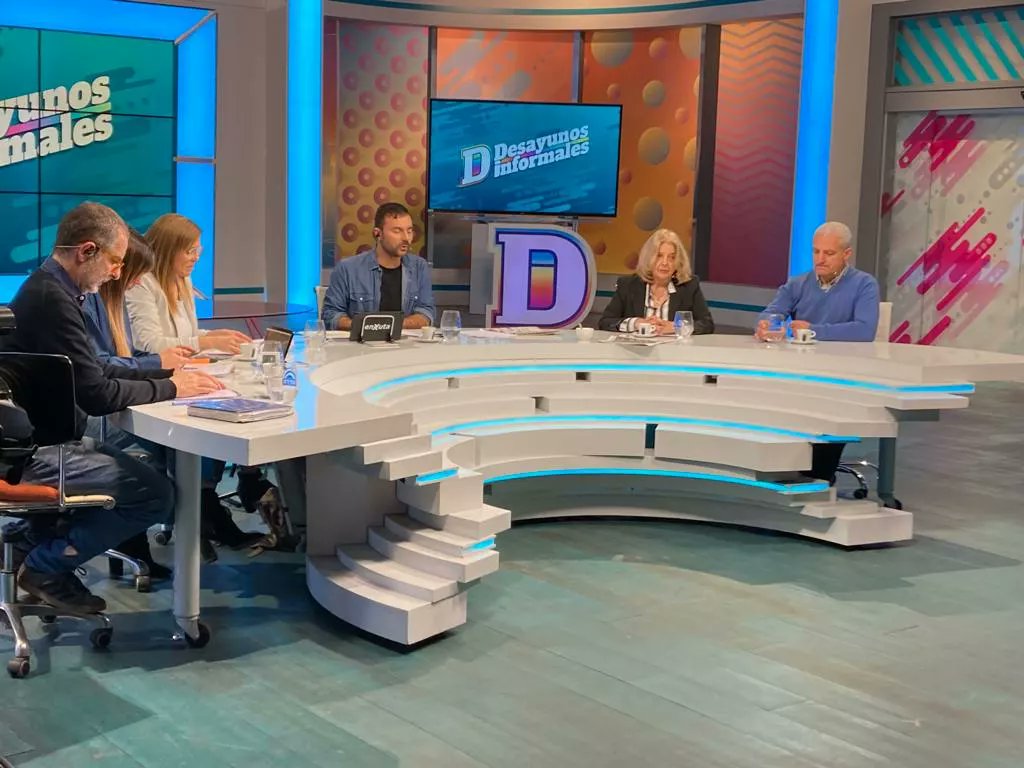 aacjpu's tweet photo. El pasado 30 de octubre, la Asociación estuvo en Desayunos informales con nuestra representante la Dra. (Abg.) Graciela Zaccagnino https://t.co/1mR8p2a9Ji