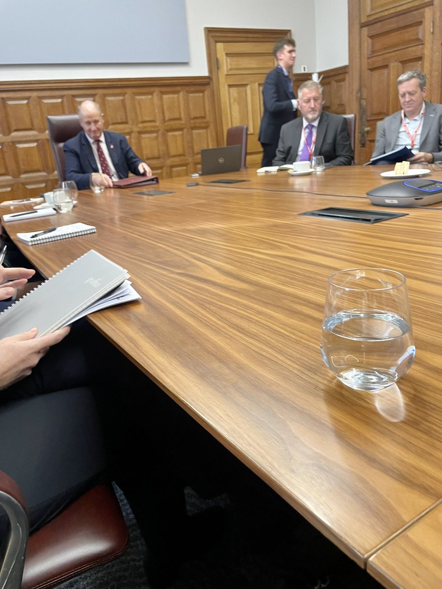 Bank on Dave tweet media