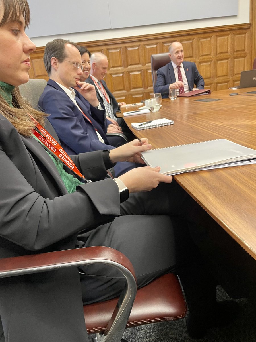 Bank on Dave tweet media