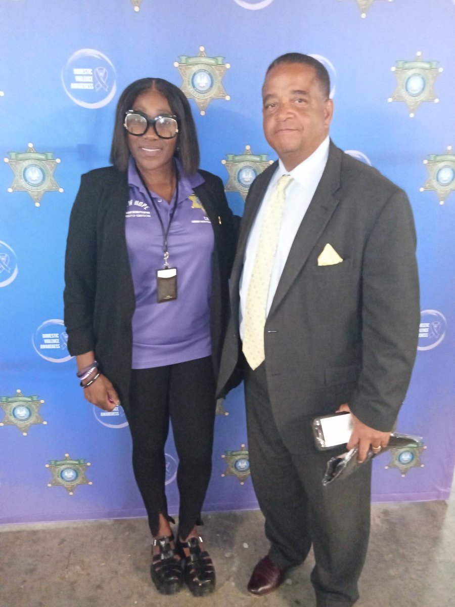 gerodstevens's tweet photo. Captain Stephanie Minto from OPSO joins me on air today discussing domestic violence https://t.co/C5rt9lNbEy