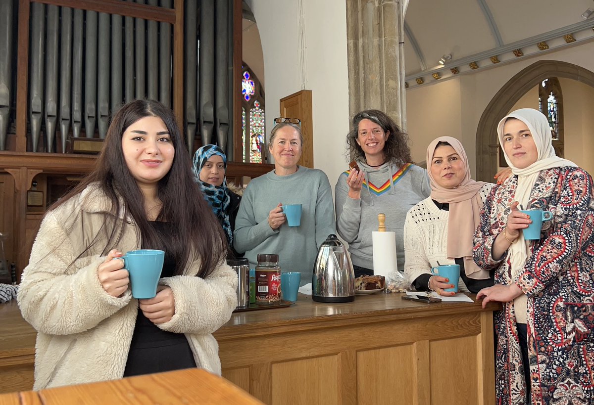 hvpatuck's tweet photo. Lovely to welcome Aryan from Iraqi Kurdistan yesterday, and to see Ayşe, Narmen and Ebtesam for ESOL conversation class this autumn 💜 we were discussing the adjective “brave”, and agreed it’s never too late to learn, make friends in a new place and follow your dreams 🌳📚 https://t.co/S8tlBSfsqH