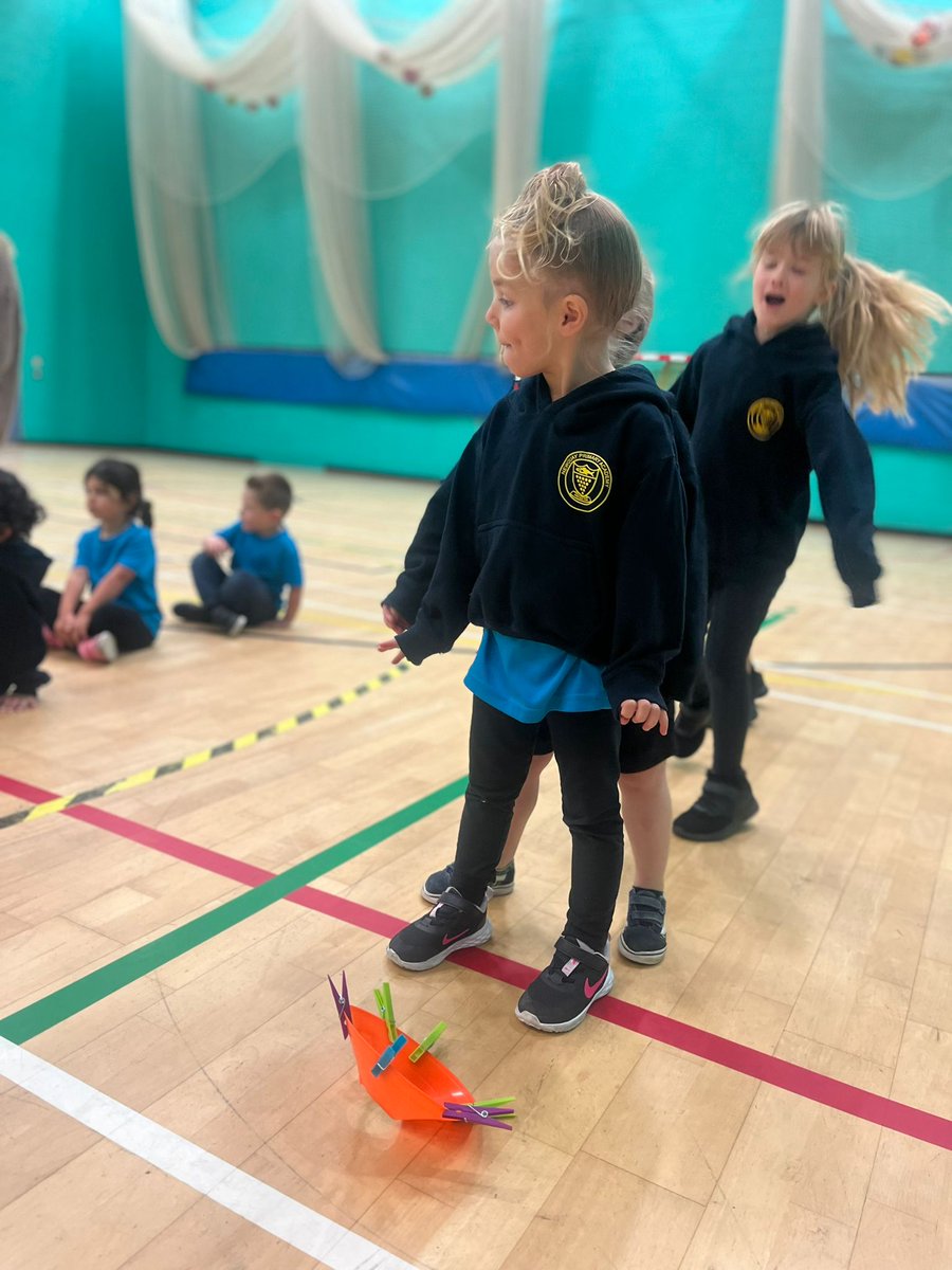 NewquayPrimary's tweet photo. Joshua class started their new PE topic, ‘Treasure Hunting’ with lots of ‘punchy finger’ fun!

Even Ms Rai, Miss Longworth and Mrs Kearn got covered in pegs! https://t.co/bhc3BG6sE3