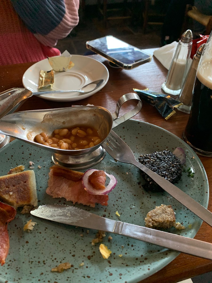 progbits's tweet image. Late breakfast