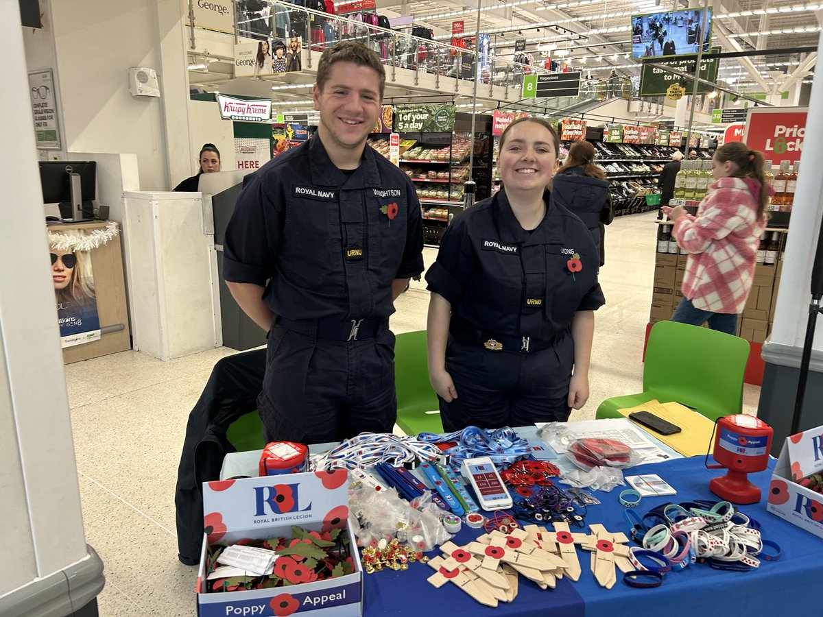 Students from @URNUYorkshire have been participating in the Poppy Appeal at Hull @ASDA on behalf of the @PoppyLegion. Officer Cadets will also be collecting in York, Leeds and Sheffield next week in the lead-up to #RemembranceSunday. #WeWillRememberThem #URNU