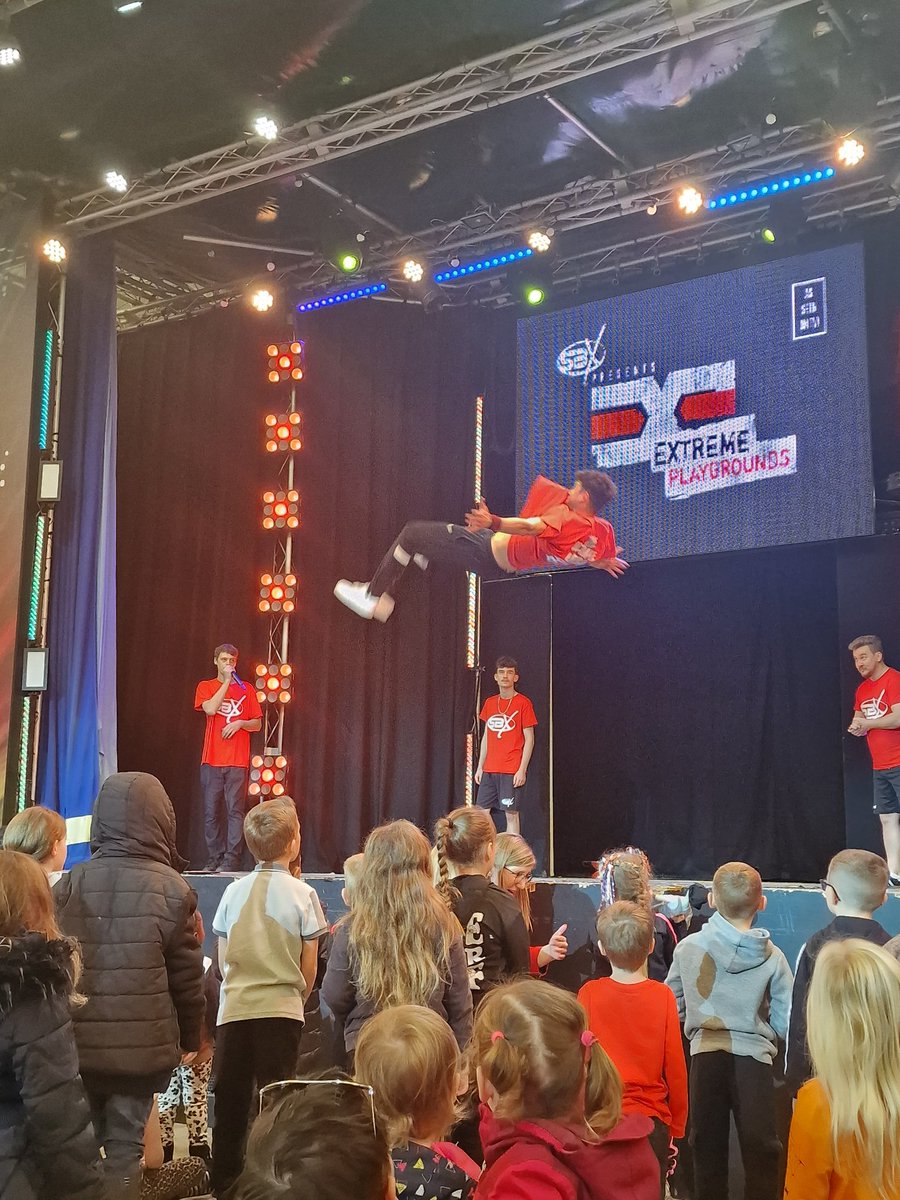 RyannBingham's tweet image. Looks about 9 foot in the air 😳😳 @SBX #butlins
