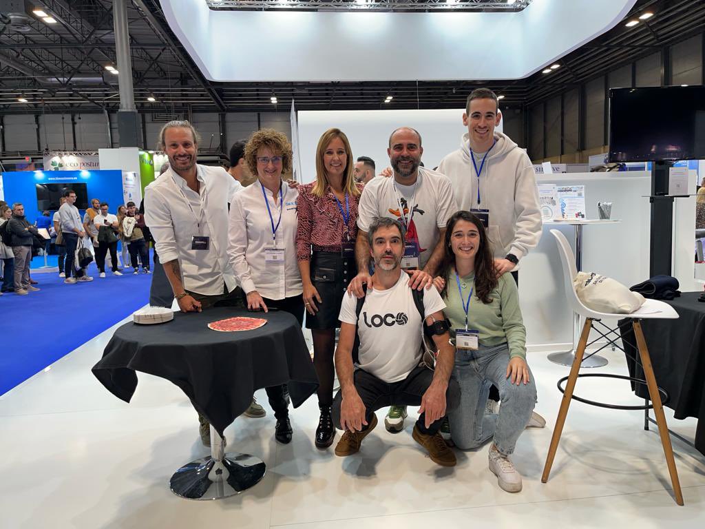 MMMyPunto's tweet photo. En @fisio_expo hubo una gran presencia de @SaludUPNA 
Muchos ex-alumnos, muchos profesores del grado, y muchos docentes de nuestros postgrados de Invasiva, Readaptación y Fisioterapia Deportiva.
💪💪
#fisioterapiaTOP https://t.co/t26fskfATX