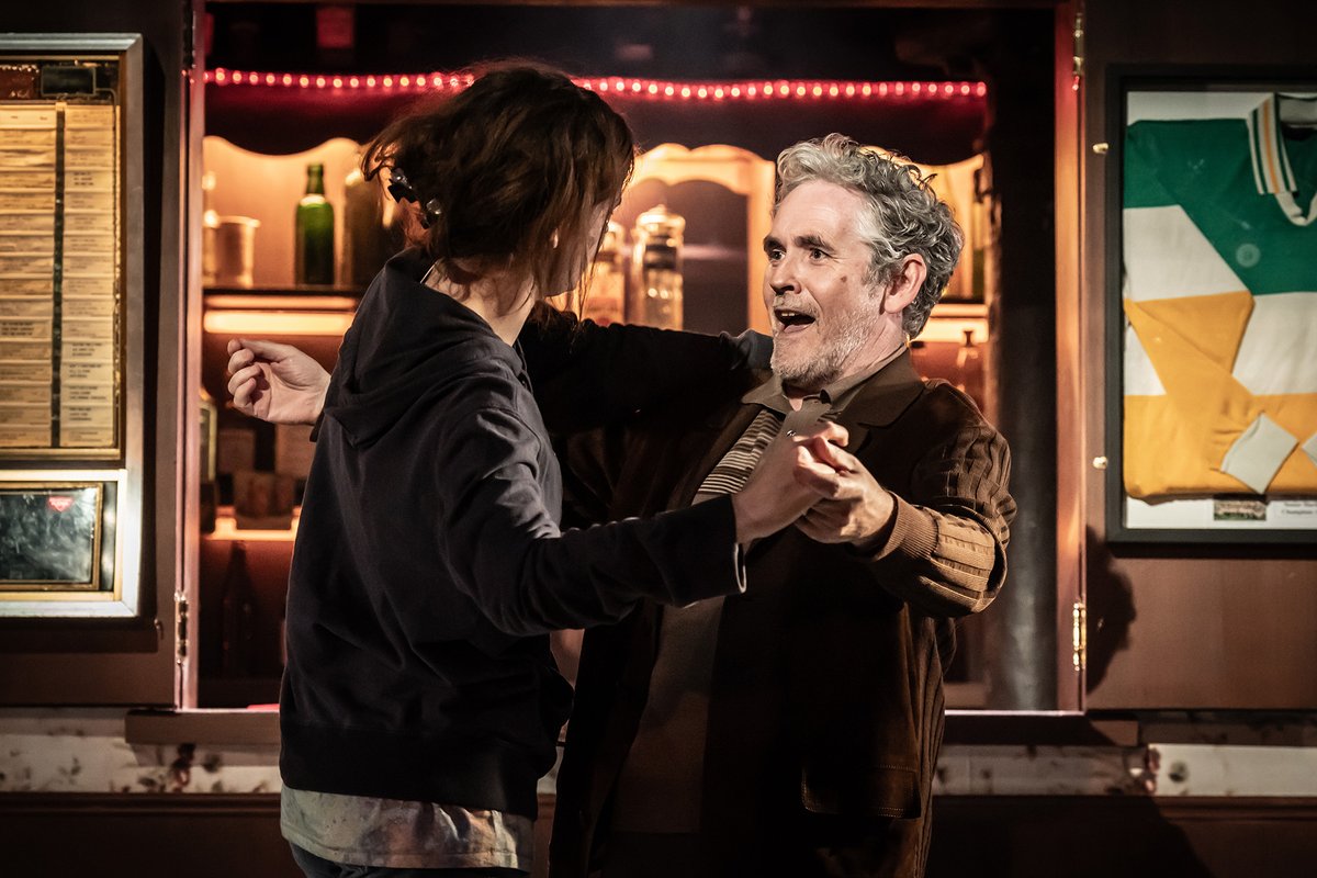 Almeida Theatre tweet media