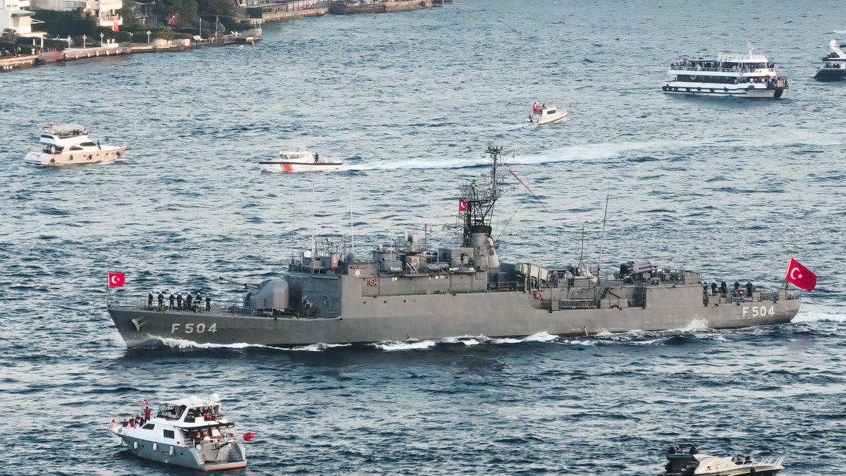 egetulca's tweet photo. #BurakClass Corvettes
TCG Bozcaada (F-500) #GücünSimgesi
TCG Bandırma (F-502) #AtanınDümenSuyundaViya
TCG Bartın (F-504) #BarıştaSözcüSavaştaÖncü
TCG Bafra (F-505) #DenizlerinKurdu https://t.co/6kbrABg9ZV