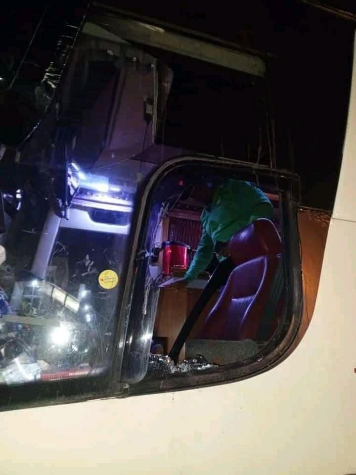 Sir_Benjaminn's tweet image. Legon Cities team bus attacked by armed robbers on Bibiani-Kumasi highway.
 #AdonkoNextLevel