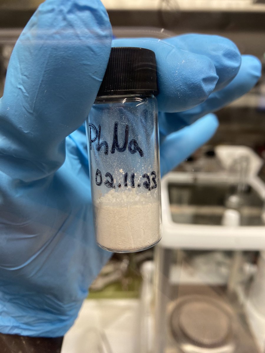 100% yield, salmon white solid 😎
#RealTimeChem