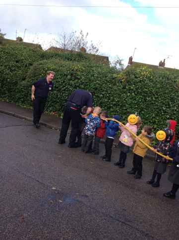 MissLenton2's tweet photo. An exciting morning for Reception who had a visit from @LincsFireRescue! We got to sit inside, look around the engine and learn some new facts! 🔥🚒 #FireSafety #JoyClass @StThomasBoston @InfinityAcad https://t.co/d9wRTQlU89