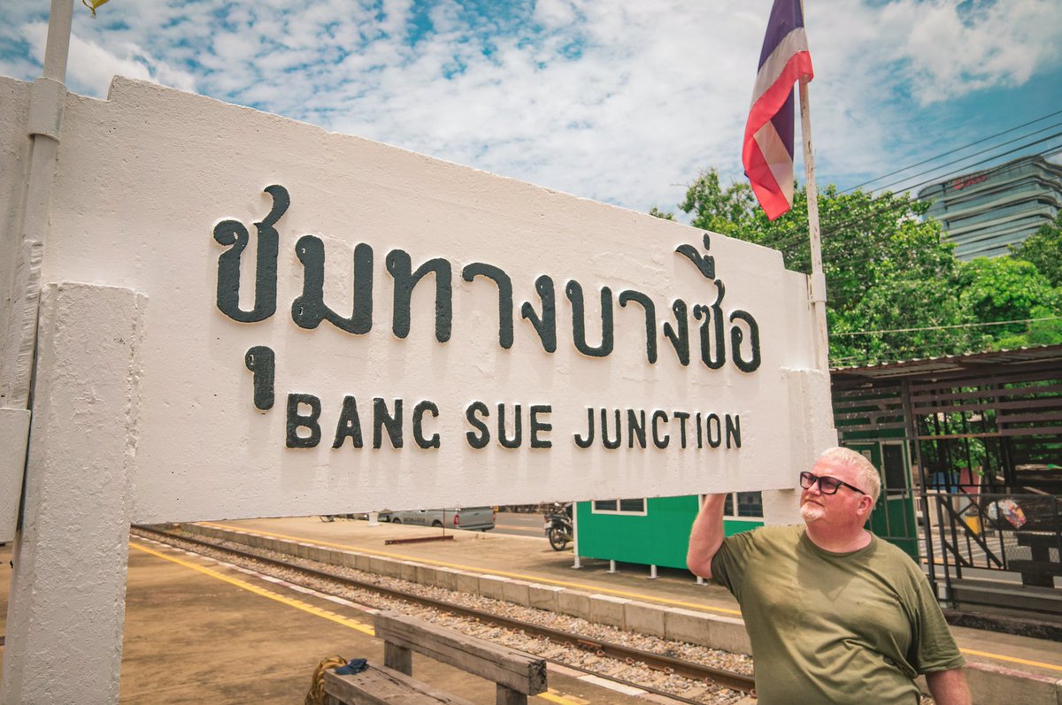 OnTheRails's tweet photo. Wondering who Sue is? There is a short Q&amp;A blog post about my new book #BangSueJunction here - https://t.co/moNVc1CNfN https://t.co/PdFuX3eB5U