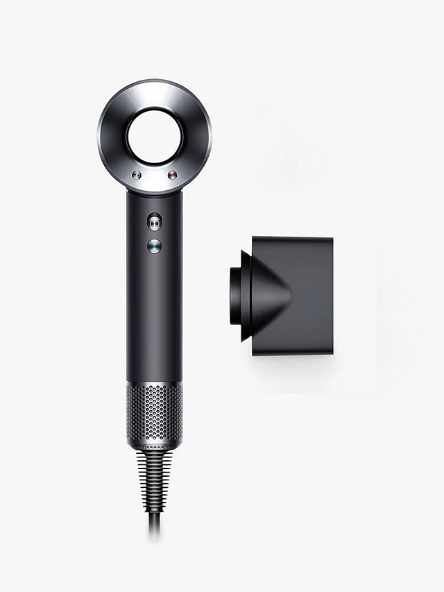 BarbaraSutton15's tweet photo. Poor old James Dyson missed out big time-if only he'd known covid could be cured by blowing a hair dryer up our noses-why didn't Boris Johnson tell him? https://t.co/GAoUZhno40