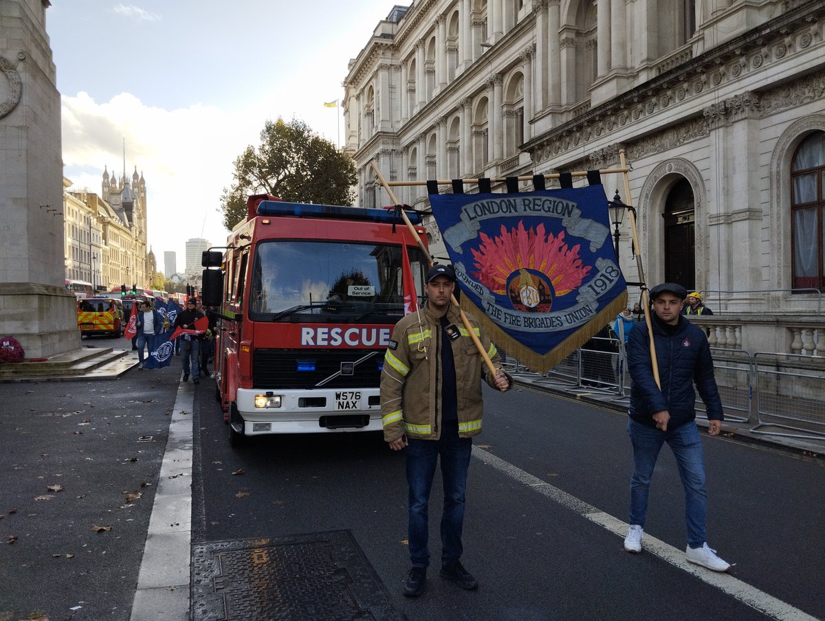 LondonFBU's tweet photo. https://t.co/uYtQfsVnyA