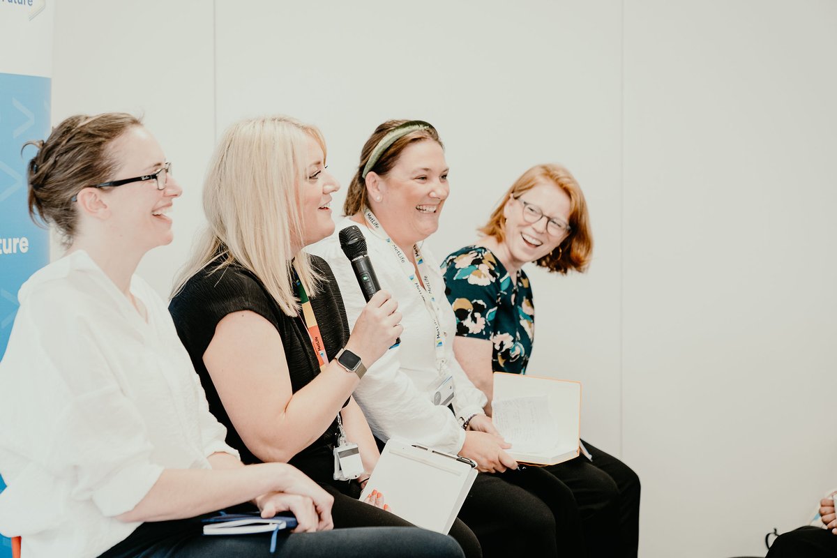 #InspiringGirlsUK continues to work with the @MetLife Foundation, creating new & exciting opportunities and events for girls across the UK!🌟
Together we hosted a speed-networking event at the #MetLife Headquarters in Brighton, for pupils from @Challney_Girls back in July!💫