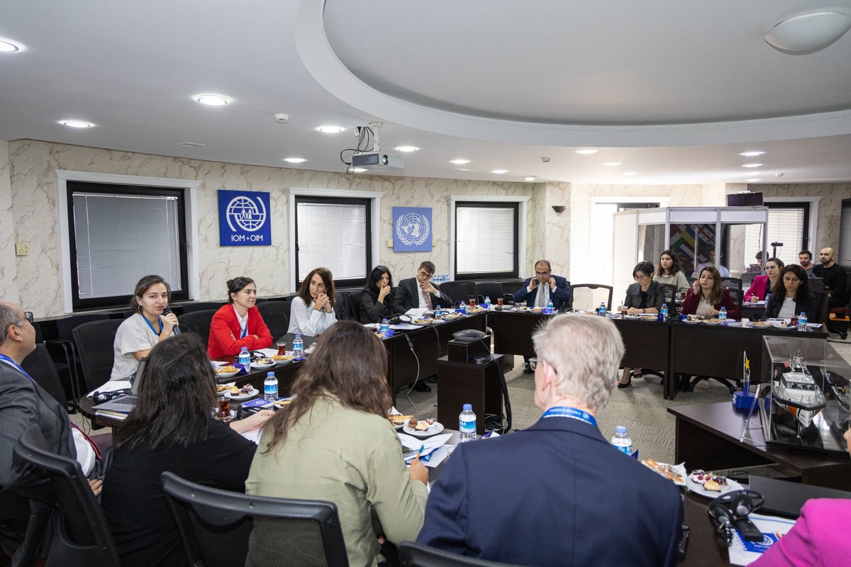 IOMTurkiye's tweet image. The @UNMigNetwork in Türkiye has convened today in Ankara, discussing:

🔵Latest migration trends, challenges &amp;amp; opportunities
🔵Identifying action points for UN-Government collaboration in migration governance
🔵Leveraging partners' expertise for joint action
#ForMigration [1/1]