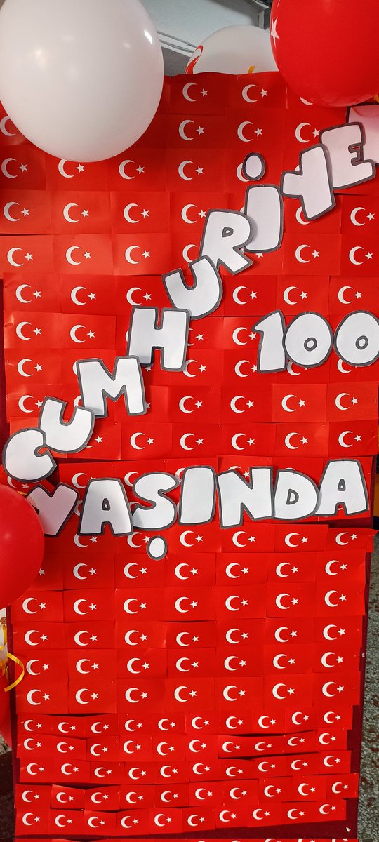SelcukOrhan17's tweet photo. GÖRDÜĞÜM EN GÜZEL TABLO 🇹🇷🇹🇷🇹🇷 https://t.co/9oe1mfrk7S