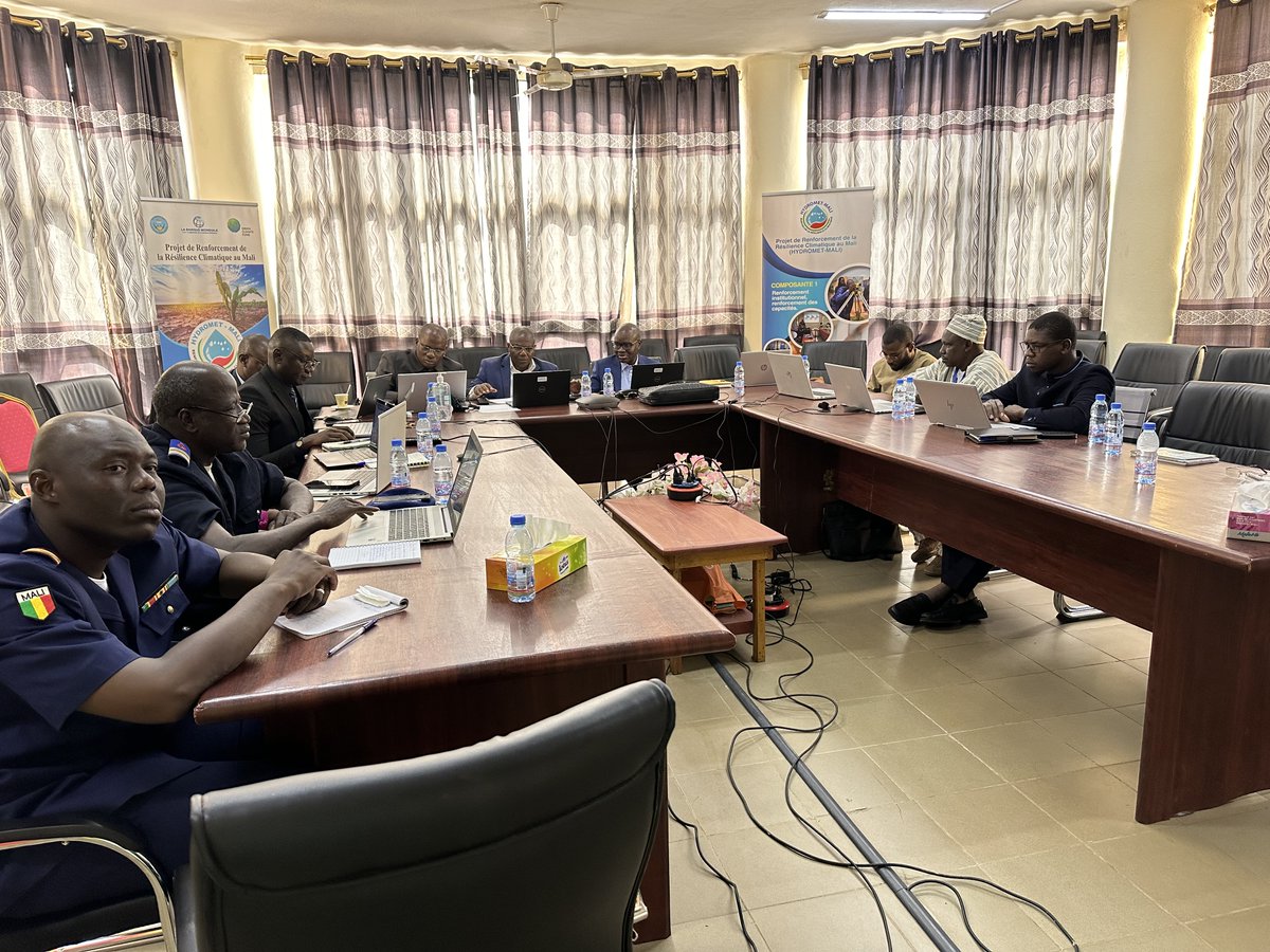 HydrometMali's tweet image. Pour rappel, HYDROMET-MALI appuie les services hydrométéorologiques et d’alerte précoce du Mali depuis septembre 2019

@WorldBankAfrica @BM_Afrique 

#hydromet 
#Mali