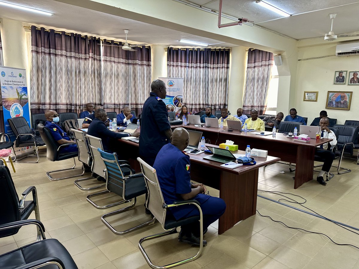 HydrometMali's tweet image. Mission d’appui de la Banque mondiale à la mise en œuvre du Projet HYDROMET-MALI
Aux termes de la mission, l’équipe de la Banque mondiale a salué l'état d'avancement des activités du projet, qui, malgré les écueils auxquels le projet fut confronté est satisfaisant
#hydromet
#Mali