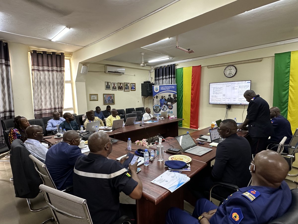 HydrometMali's tweet image. Mission d’appui de la Banque mondiale à la mise en œuvre du Projet HYDROMET-MALI
Aux termes de la mission, l’équipe de la Banque mondiale a salué l'état d'avancement des activités du projet, qui, malgré les écueils auxquels le projet fut confronté est satisfaisant
#hydromet
#Mali