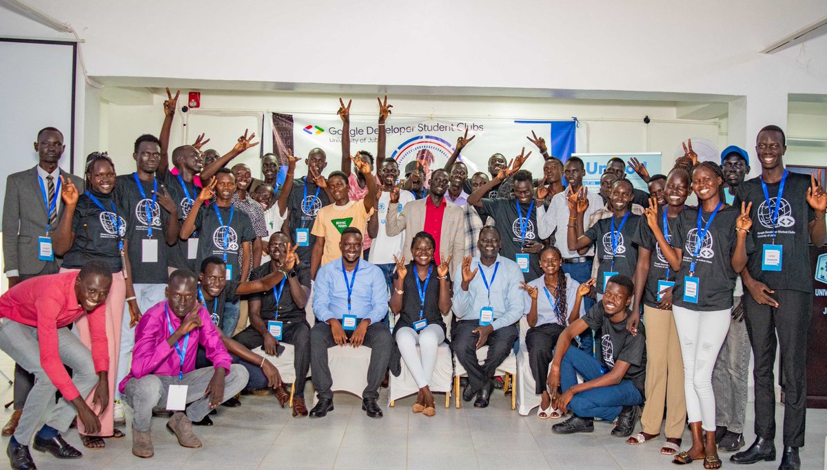 poni_henry's tweet photo. Delighted to have participated as a panelist at the Google Developers Student Club, University of Juba's Cyber Shield Seminar on October 28, 2023, under the theme 'Secure Our World - 20th Cybersecurity Awareness Month. https://t.co/KXoIHRRJj2