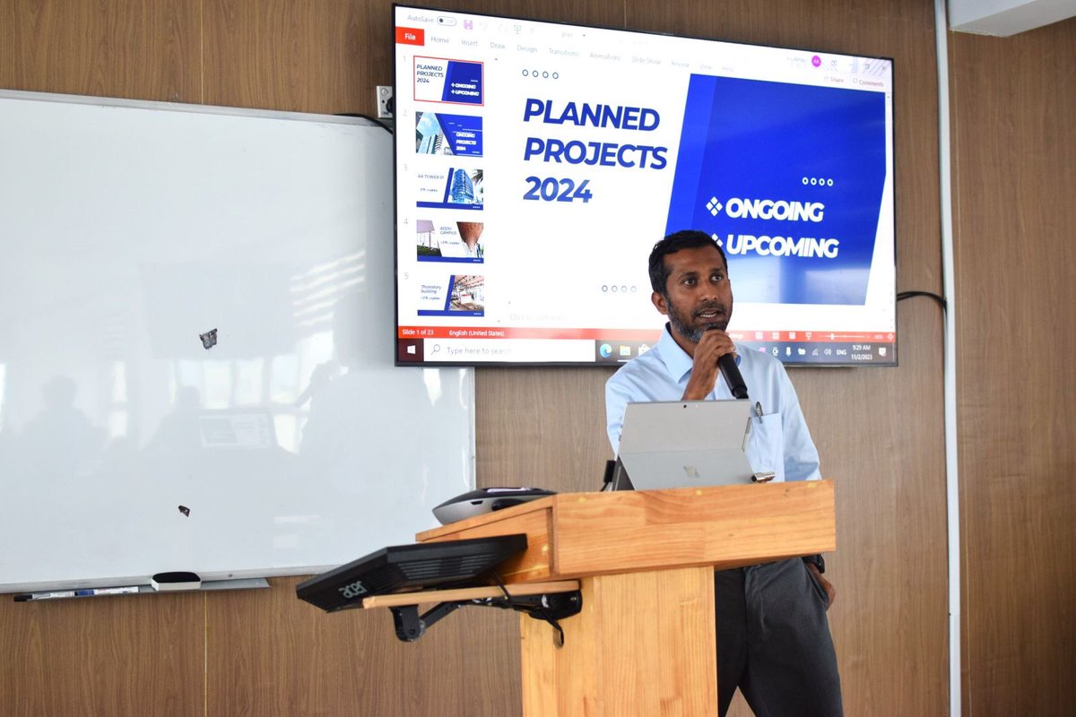 VillaCollegeMv's tweet photo. Villa College Planning Day 2023 - Day 2 

Today's session also started with the welcome remarks by our Vice Rector Dr. Ali Najeeb.  

The 2nd session featured presentations from all faculties, departments and atoll campuses. They shared and engaged in discussions about the future directions for 2024. 

The day concluded with a summary and insightful remarks from our Vice Rector, Dr. Ali Najeeb.