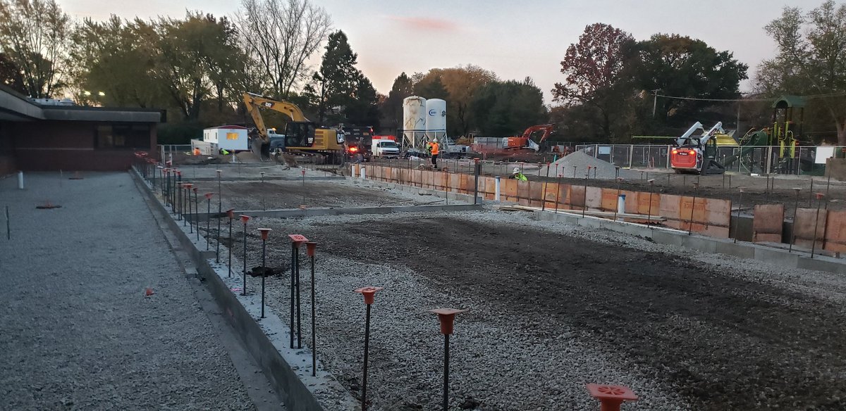 Love the sight of CINDER BLOCKS in the morning! 🧱 #build25 
<a href="/AHSD25Westgate/">Westgate Elementary</a>