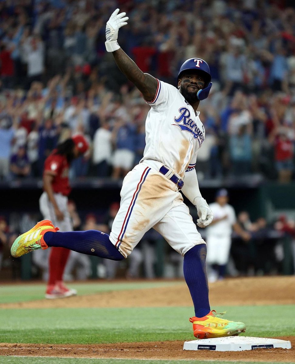 dyer_chan5's tweet photo. Woke up this morning and the first thing I said with my stretch was “The Rangers are World Series Champs” it’s a great day! https://t.co/hqN7wb3Un8