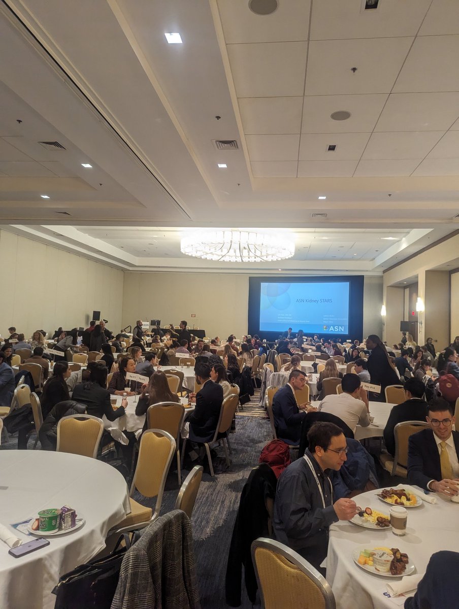 Kick started ASN #KidneyWk with KidneySTARS breakfast. #GradGroup5