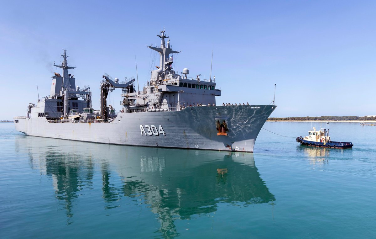 WarshipCam's tweet photo. HMAS Stalwart (A304) Supply-class replenishment oiler leaving Henderson, Western Australia for a regional presence deployment - November 2, 2023 #hmasstalwart #a304
SRC: TW-@DefenceAust https://t.co/gRx642rEAI