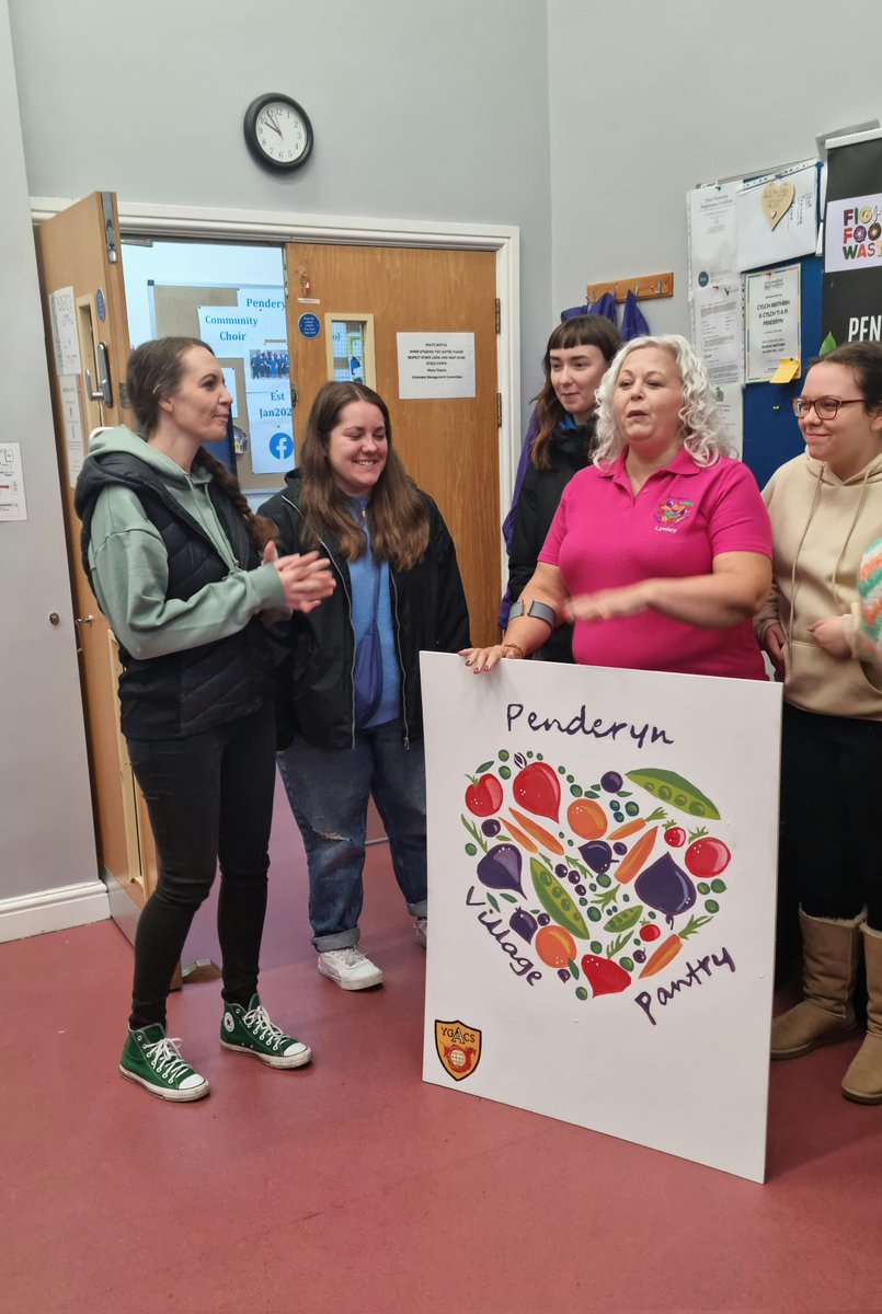 acs_art's tweet photo. Lovely hour spent with the volunteers at Penderyn Village Pantry this morning. Members of our Art club joined Miss Edwards and Miss Cane to deliver the sign they painted. Such a fantastic community project. Da iawn pawb! https://t.co/Ri7gkHOIHx