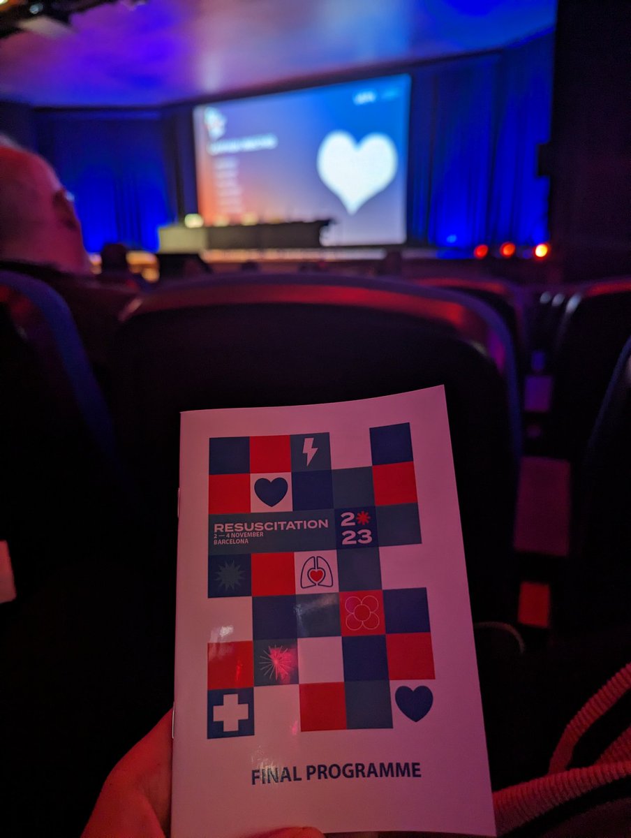 Ya estamos aquí ☺️#RESUS23