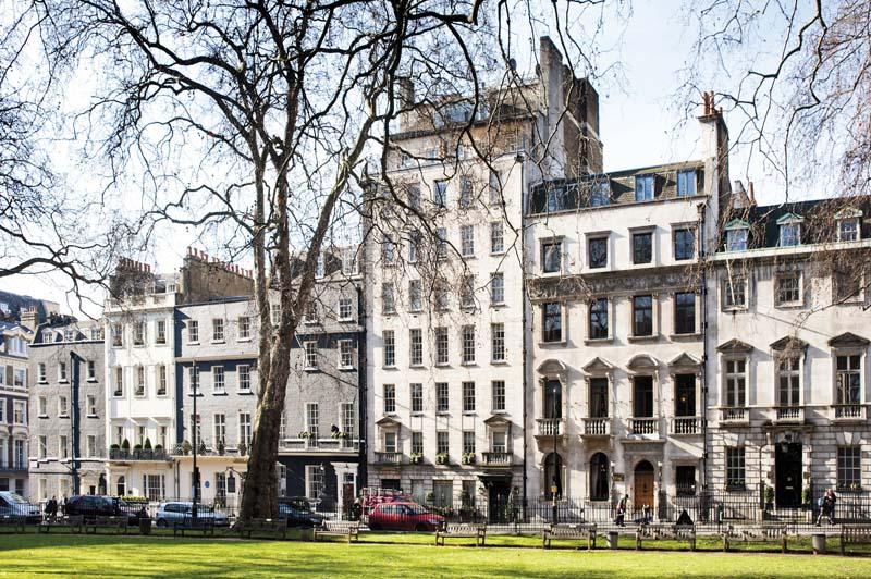 KayeandCarey's tweet photo. 💥ThrowbackThursday💥

SOLD: Berkeley Square, Mayfair, London, W1J 5AX

Are you on the market and not yet sold? Let us help you get moving....

#Estateagent #Agent #Property #Home #besthouses #homesearch #househunting #LondonProperty #BerkeleySquare #Mayfair #throwbackthursday https://t.co/G6LKGCaLIl