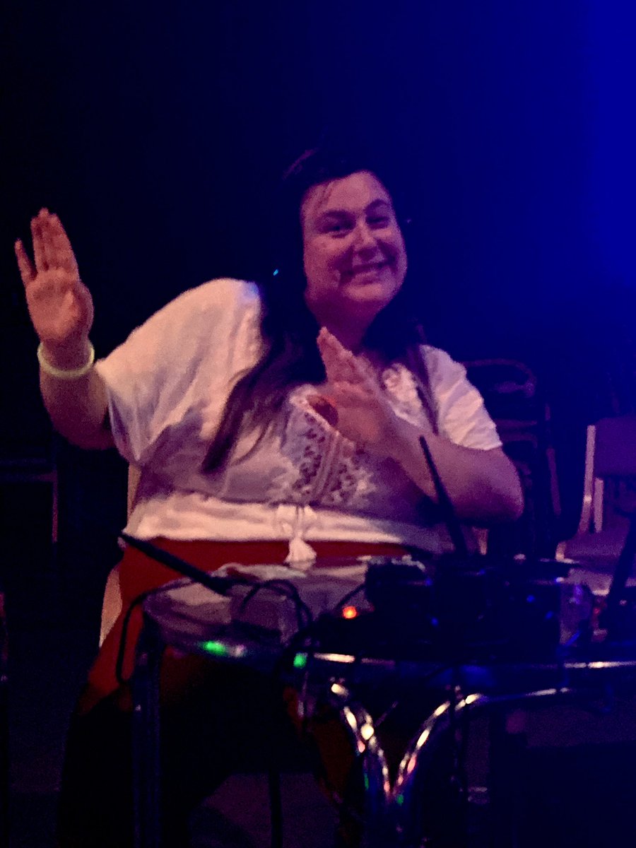 What a great night. Silent Disco at Youth Club. Thank you to CDUB. 
@TomCoopey <a href="/nick_radipole/">Nick Clarke</a> @johaine_ <a href="/bishopsarum/">Stephen Lake</a> @bishsherborne